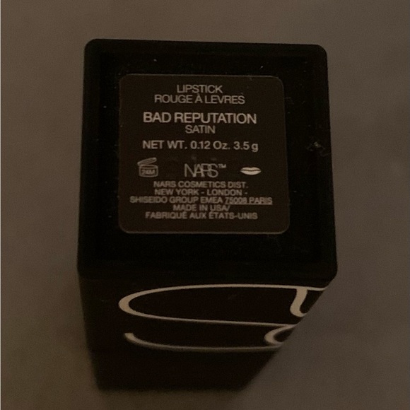 NARS red Lipstick in Bad Reputation - Picture 5 of 5
